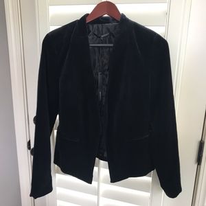 Harve Benard, blazer  New MSRP $98-  Sz 8